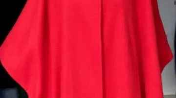 Red Cape Coat worn by (Zuzanna Szadkowski) in Gossip Girl