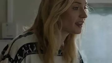 Steal Zara Dunne Black and White Tee worn by Zara (Sophia Turner) as seen in Steal (S01)