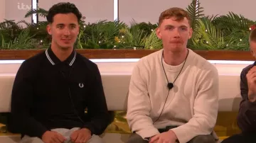 Fred Perry Twin Tipped Long Sleeve Polo Shirt worn by Tommy Bradley as seen in Love Island: All Stars (S03E02)