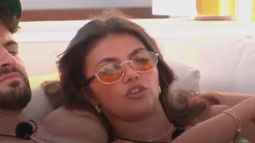 Prada Oval sunglasses worn by Samie Elishi as seen in Love Island: All Stars (S03E08)