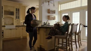 Lululemon Align Leggings 25" 7/8 Brillant Blue worn by Adriana Russo (Madelyn Keys) as seen in Finding Her Edge (S01E01)