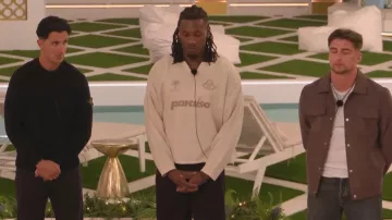 Asos Design Knitted Oversized Boxy Dropped Shoulder Jumper worn by Shaq Muhammad as seen in Love Island: All Stars (S03E04)