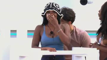 Gym Shark Training Cami worn by Leanne Amaning as seen in Love Island: All Stars (S03E04)