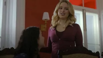 Aritzia Golden LIFE Relay Zip-Up worn by Elise Russo (Alexandra Beaton) as seen in Finding Her Edge (S01E03)