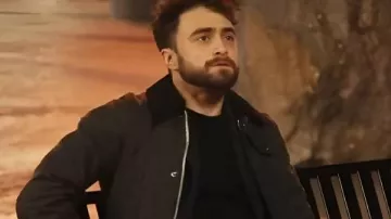 The Fall and Rise of Reggie Dinkins 2026 Daniel Radcliffe Black Jacket worn by Arthur Tobin (Daniel Radcliffe) in The Fall and Rise of Reggie Dinkins (S01)