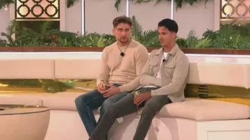 Arne Cargo Tech Woven Jacket worn by Tommy Bradley as seen in Love Island: All Stars (S03E06)