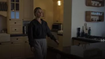 Edikted Petite Wide Leg Cargo Sweatpants worn by Elise Russo (Alexandra Beaton) as seen in Finding Her Edge (S01E06)