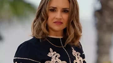 Caught by Love Rachael Leigh Cook Black Top worn by (Rachael Leigh Cook) in Caught by Love