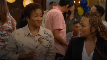 Cinq a Sept Love Scrunched Sleeve Jacket worn by Lucretia (Wanda Sykes) as seen in The Upshaws (S07E09)