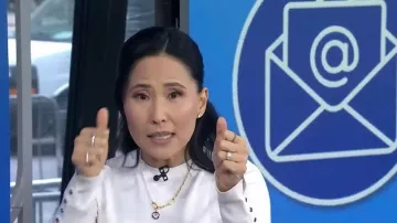 Pandora ME Hearts Medallion Charm worn by Vicky Nguyen as seen in Today on January 23, 2026