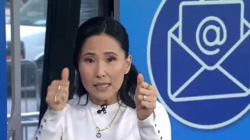 Pandora ME Slim Treated Freshwater Cultured Pearl Necklace worn by Vicky Nguyen as seen in Today on January 23, 2026