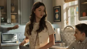 Gianni Bini Cream Button-Up Short Sleeve Jacket worn by Penelope (Cassidy Paul) as seen in It's Not Like That (S01E01)