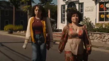 Mothe the Concert Cardigan for Sweater worn by Elaine Denham (Cree Cicchino) as seen in Best Medicine (S01E03)