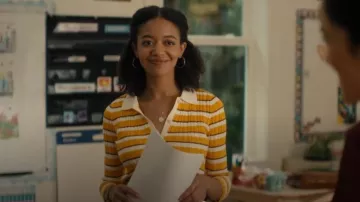 Theory Deep V-Neck Cardigan worn by Jeannie (Cindy De La Cruz) as seen in Best Medicine (S01E03)