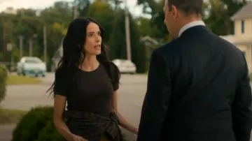 Leset Pointelle Tee worn by Louisa Glasson (Abigail Spencer) as seen in Best Medicine (S01E04)