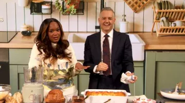 Yitai Central Park Embroidery Sweater worn by Sundiata Anderson as seen in The Drew Barrymore Show on January 19, 2026