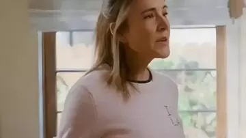 Shrinking S03 Christa Miller I Love LA Sweatshirt worn by Liz (Christa Miller) in Shrinking (S02)