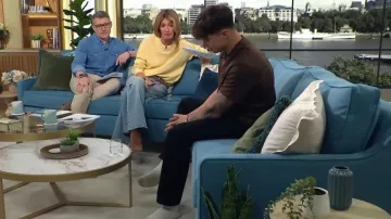Botines de tacón alto Reiss Carina de ante y tacón alto usados por Cat Deeley, tal como se ve en This Morning de enero de 2026