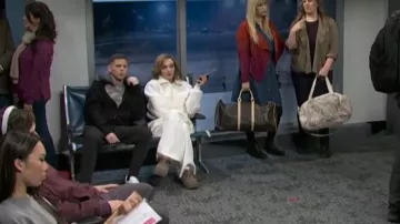 Alo Yoga Show Off Cargo Wide Leg Trouser worn by Chloe Fineman as seen in Saturday Night Live (S51E11)