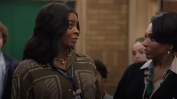 H&M Oversized Twill Shirt worn by Ava Coleman (Janelle James) as seen in Abbott Elementary (S05E12)