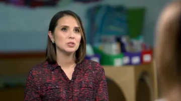 Chemise All Saints Adeliza Plume portée par Elizabeth Schulze, telle que vue dans Good Morning America le 28 janvier 2026