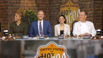 Alice + Olivia Ryder Plaid Twill Slim Blazer worn by Alicia Crowder as seen in Good Morning America on January 29, 2026