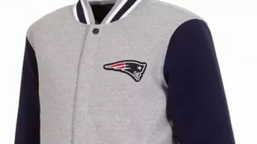 Veste grise et varsity des New England Patriots