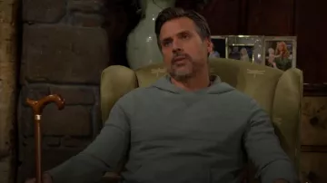 Sudadera con capucha de algodón Laurel del campeón reinante, usada por Nick Newman (Joshua Morrow), como se vio en The Young and the Restless el 26 de enero de 2026.
