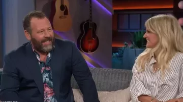 Chemise à manches longues imprimée Etro Floral portée par Bert Kreischer vue dans The Kelly Clarkson Show le 2 février 2026