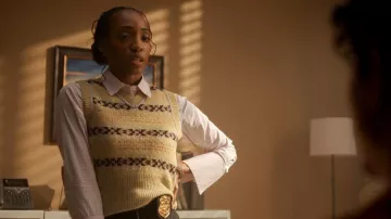 Victoria Beckham V Neck Tank Lime Fair Isle usada por Faith Mitchell (Iantha Richardson) vista en Will Trent (S04E04)
