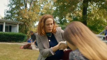 Veronica Beard Livvy Houndstooth Dickey Jacket worn by Angie Polaski (Erika Christensen) as seen in Will Trent (S04E04)