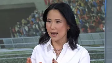 UNOde50 Heartbeat Necklace worn by Vicky Nguyen as seen in Today on February 4, 2026