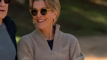 Shrinking S03 Wendie Malick Zip Cardigan as seen in Shrinking