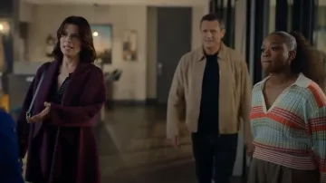 Soia & Kyo Bridgette N Cascade Collar Coat worn by Maggie McPherson (Neve Campbell) as seen in The Lincoln Lawyer(S04E03)