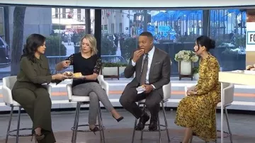 Veronica Beard Cole Pants worn by Laura Jarrett as seen in Today on  February 5, 2026