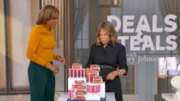 Victoria Beckham Turtle-Neck Jumper worn by Robin Roberts as seen in Good Morning America on February 4, 2026