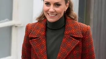 Kate Middleton Tours Welsh Textile Mills 2026 Coat in Princess Kate visits Welsh textile mills and shares sweet family update | #royal