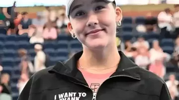 Mirra Andreeva “I Want To Thank Myself” Jacket in ???????? Alex Eala Shocks Tennis World | Defeats 5-Time Champion Iga Świątek at Miami Open 2025