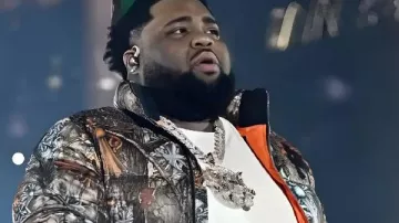 Rod Wave The Redemption Experience Tour Camo Jacket in Rod Wave the Redemption Experience x Lonely x Westside Connection + Unreleased Song Live with Band