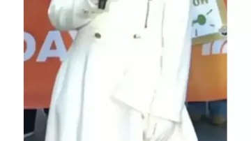 White Ruffle Coat of Dylan Dreyer as seen in Today