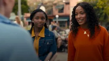 Levis Original Trucker Jacket worn by Rory (Kyrie McAlpin) as seen in The 'Burbs (S01E02)