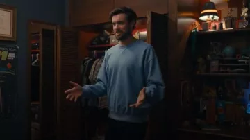 GAP Heavyweight French Terry Oversized Sweatshirt worn by Rob (Jack Whitehall) as seen in The 'Burbs (S01E02)
