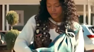 The Burbs 2026 Keke Palmer Leopard Print Sweater worn by Samira (Keke Palmer) as seen in The 'Burbs (S01)