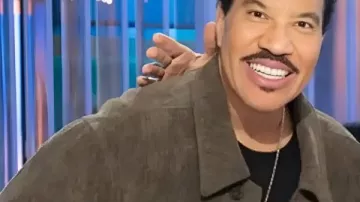 American Idol S24 Lionel Richie Textured Jacket In Brown worn by Self - Judge (Lionel Richie) as seen in American Idol