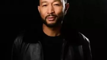 The Voice S29 John Legend Shearling Collar Leather Jacket of John Legend in The Voice