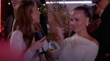 Mango Asymmetric Long Sleeve Top worn by Chantelle Connolly as seen in Geordie Shore(S26E05)