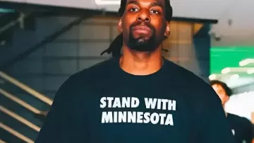 Stand With Minnesota Shirt In Black in STAND WITH MINNESOTA. ????