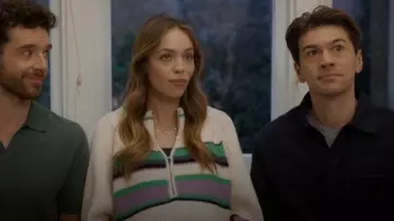 Personnes libres Greta rayée demi-fermeture éclair portée par Ava (Claudia Sulewski) comme vu dans Shrinking (S03E03)