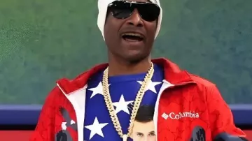 Snoop Dogg porte une veste Columbia pour les Jeux olympiques de Milan. Snoop Dogg surprend les athlètes olympiques à Milan.