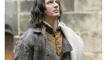 Wuthering Heights Heathcliff Grey Wool Coat of Heathcliff (Jacob Elordi) in Wuthering Heights